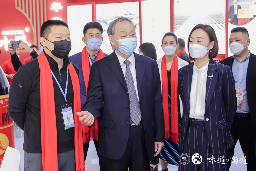 33.webp.jpg 红桃视频