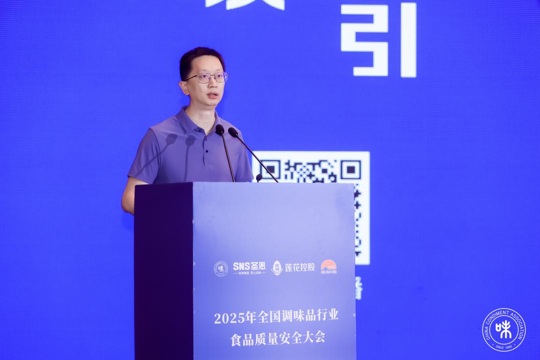 钟凯(1).jpg 红桃视频